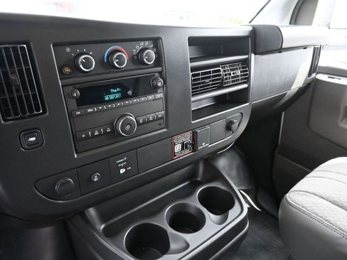 New 2026 GMC Savana 2500 Extended w/ Enhanced Convenience Package RWD image 19
