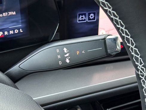 New 2026 Chevrolet Traverse LT image 23