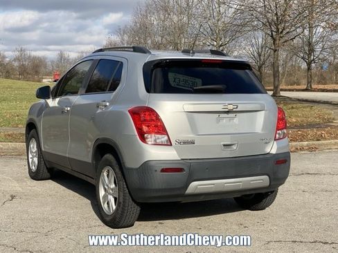 Used 2016 Chevrolet Trax LT w/ LT Convenience Package image 5