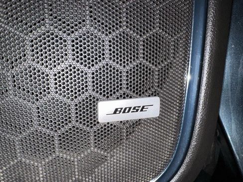 Used 2019 Chevrolet Tahoe LT w/ RST Edition image 14