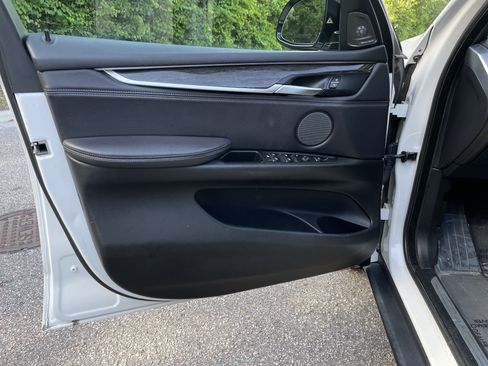 Used 2018 BMW X5 xDrive35i AWD/4WD image 14