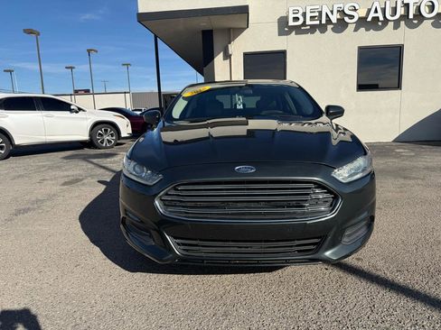 Used 2015 Ford Fusion S image 2