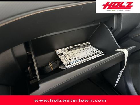 Used 2024 GMC Yukon AT4 w/ AT4 Premium Package AWD/4WD image 30