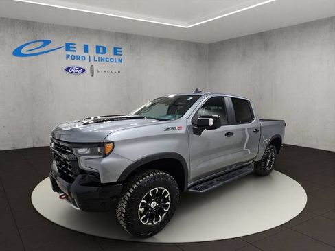 Used 2024 Chevrolet Silverado 1500 ZR2 AWD/4WD image 5