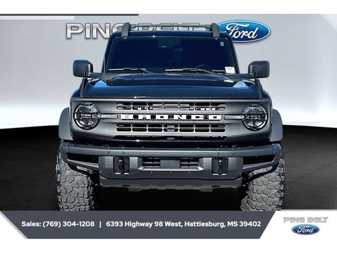 Used 2024 Ford Bronco Black Diamond w/ Sasquatch Package AWD/4WD image 3