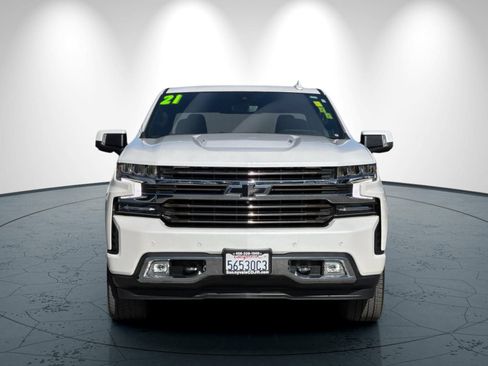 Used 2021 Chevrolet Silverado 1500 High Country w/ Technology Package AWD/4WD image 9