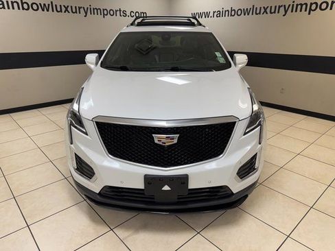 Used 2020 Cadillac XT5 Sportv image 2