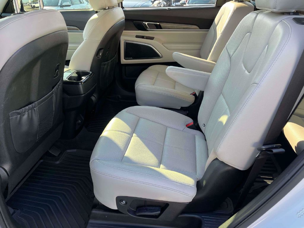 Used 2020 Kia Telluride SX FWD image 7