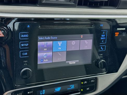 Used 2017 Toyota Corolla LE w/ Carpet Mat Package (TMS) image 11