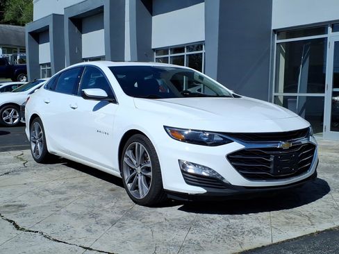 Used 2023 Chevrolet Malibu LT w/ Driver Confidence Package FWD image 1