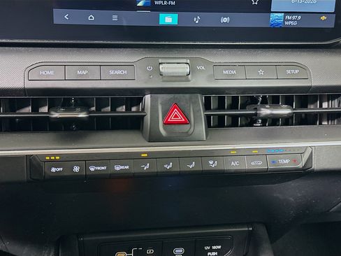Used 2025 Kia K4 FWD image 23