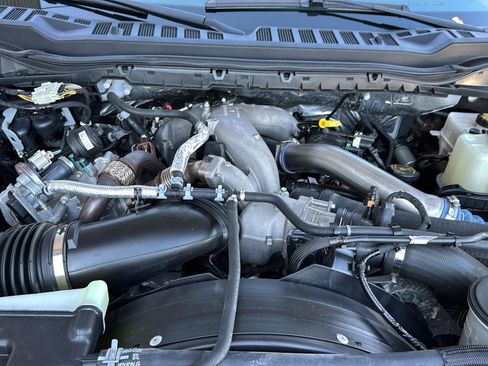Used 2024 Ford F350 XLT image 28