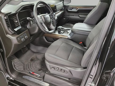 Used 2024 Chevrolet Silverado 1500 RST w/ Convenience Package II AWD/4WD image 10