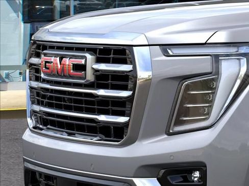 New 2026 GMC Yukon XL Elevation w/ Elevation Premium Package AWD/4WD image 13