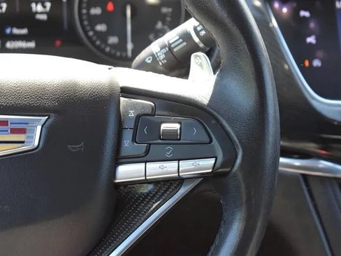 Used 2020 Cadillac XT6 Sport AWD/4WD image 16