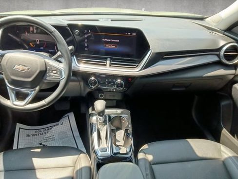 Used 2025 Chevrolet Trax ACTIV w/ Driver Confidence Package FWD image 20