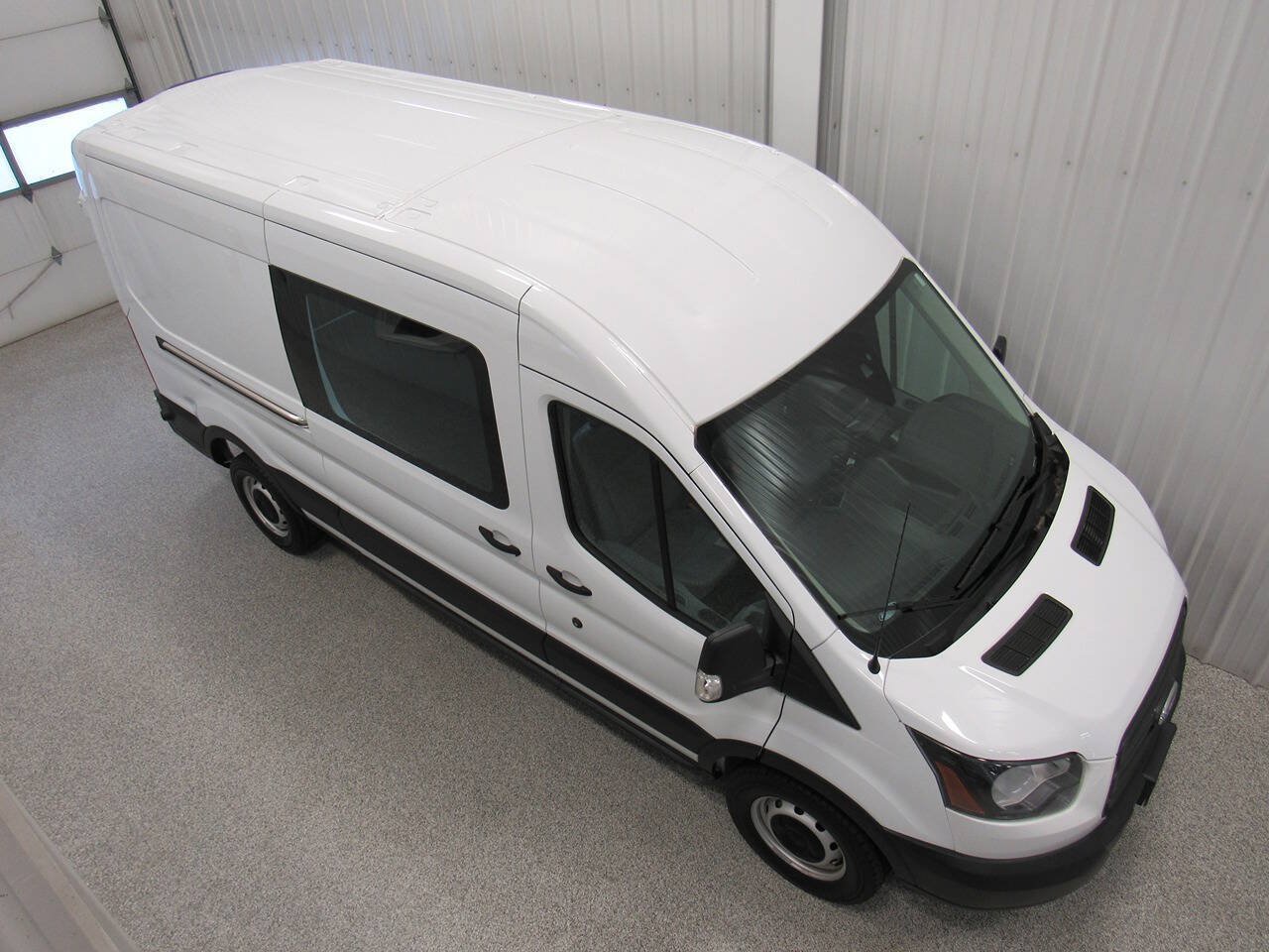 Used 2019 Ford Transit 350 148 Medium Roof RWD image 5