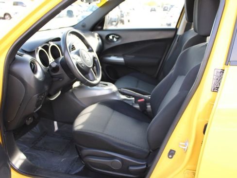 Used 2016 Nissan Juke S image 13
