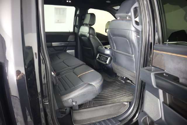 Used 2024 Ford F250 Platinum w/ FX4 Off-Road Package AWD/4WD image 73