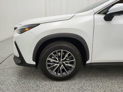 Used 2026 Lexus NX 350h AWD w/ Accessory Package (2T) image 17