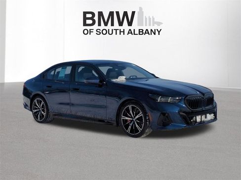 New 2026 BMW 540i xDrive xDrive w/ M Sport Package image 8