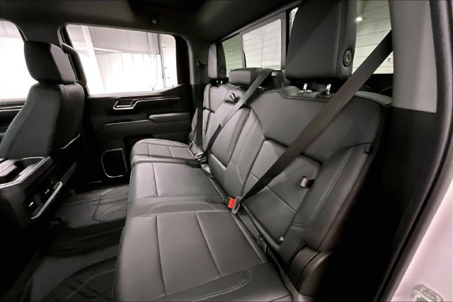 Used 2025 Chevrolet Silverado 1500 RST AWD/4WD image 26