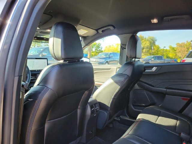 Certified 2024 Ford Escape ST-Line w/ Tech Pack #1 AWD/4WD image 27