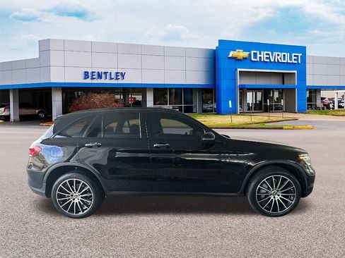 Used 2021 Mercedes-Benz GLC 300 image 6