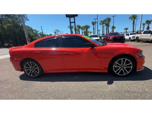 Used 2023 Dodge Charger R/T w/ Harman/Kardon Audio Group RWD image 9