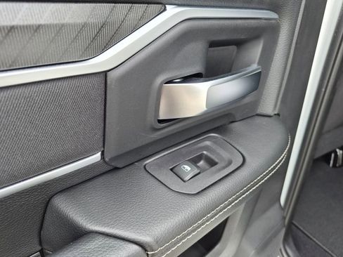 New 2026 RAM 3500 Big Horn AWD/4WD image 27