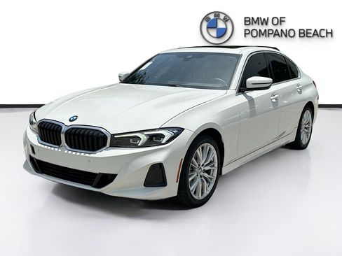 Used 2024 BMW 330i Sedan w/ Convenience Package RWD image 3