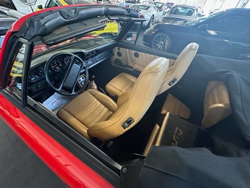 Used 1988 Porsche 911 Carrera image 3