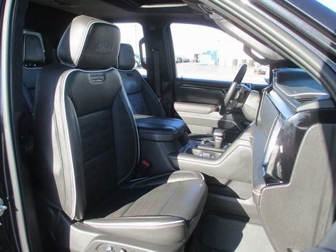 Used 2024 GMC Sierra 1500 AT4X w/ AT4X AEV Edition image 23