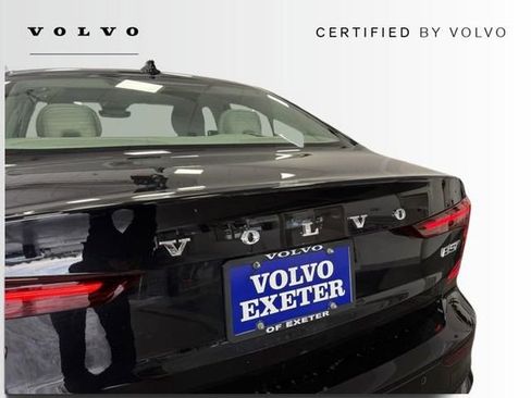 Certified 2024 Volvo S60 B5 Core image 30