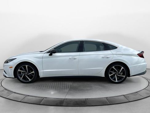 Used 2021 Hyundai Sonata SEL Plus image 2