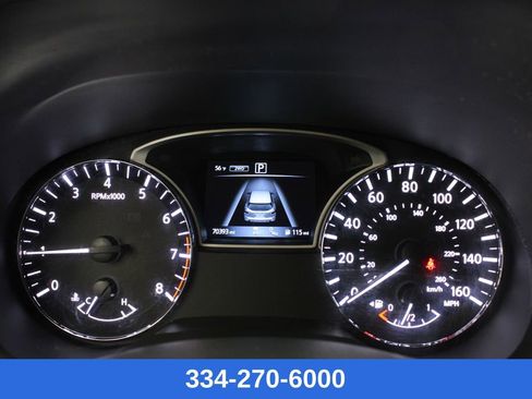 Used 2020 Nissan Pathfinder SL image 9