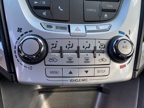 Used 2015 GMC Terrain SLE image 29