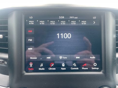 Used 2020 RAM 1500 Big Horn AWD/4WD image 15