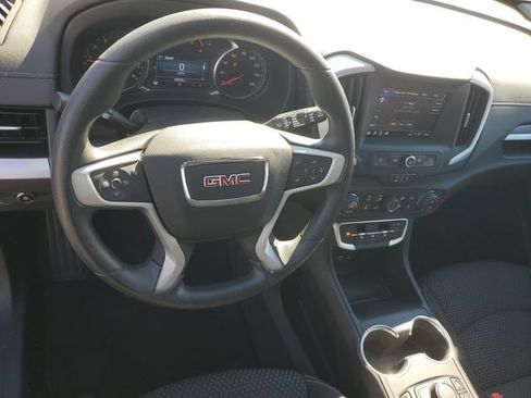 Certified 2023 GMC Terrain SLE w/ Driver Convenience Package AWD/4WD image 19