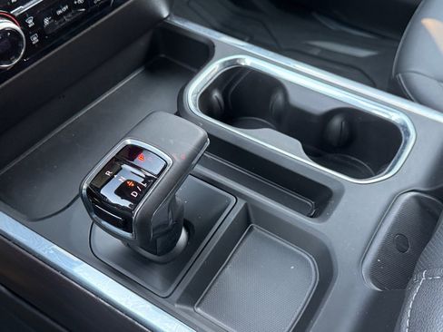 New 2026 GMC Sierra 1500 SLT w/ SLT Premium Plus Package image 22