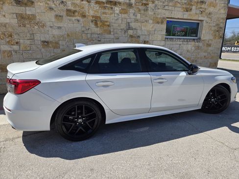 Used 2024 Honda Civic Sport image 18