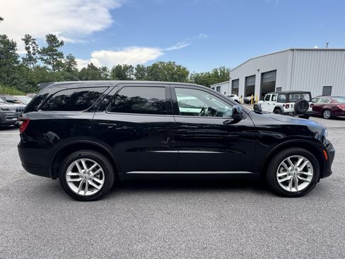 Used 2025 Dodge Durango GT AWD/4WD image 4
