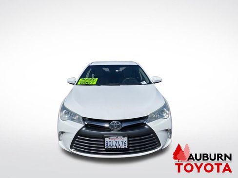 Used 2015 Toyota Camry LE FWD image 2