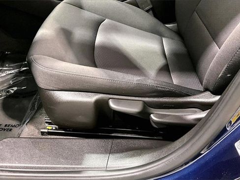 Used 2018 Chevrolet Malibu LS image 19