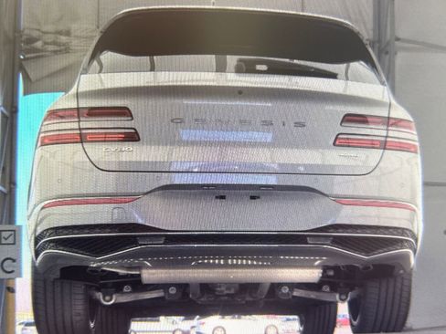 Used 2026 Genesis GV80 2.5T Prestige image 10