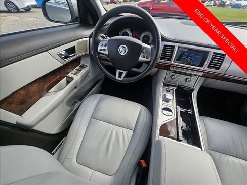 Used 2009 Jaguar XF Luxury image 8
