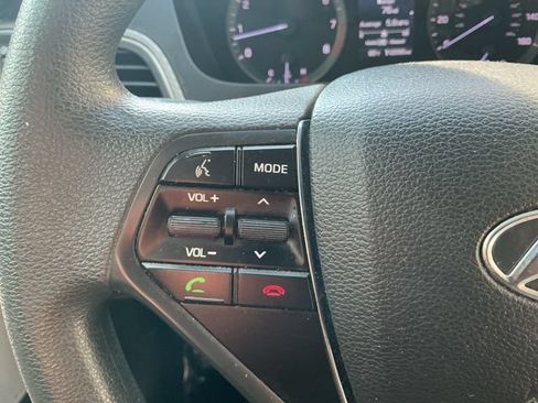 Used 2016 Hyundai Sonata SE FWD image 17