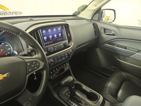 Used 2021 Chevrolet Colorado Z71 w/ Safety Package image 23
