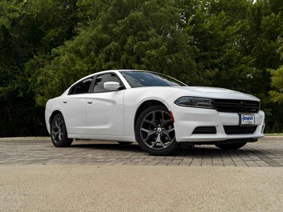 Used 2019 Dodge Charger SXT w/ Plus Group
