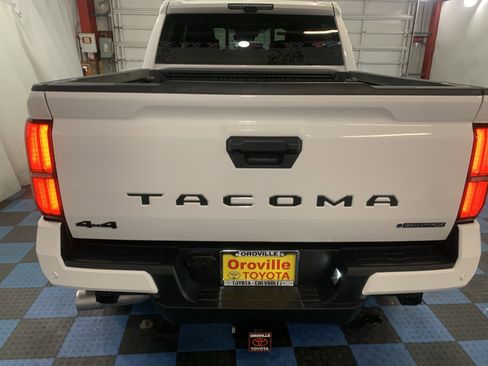 New 2025 Toyota Tacoma TRD Off-Road w/ TRD Off Road Premium Package image 4